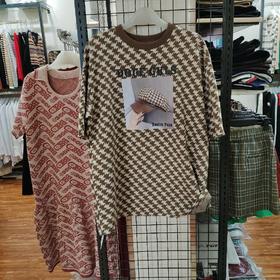 女圆领中袖大件T9217