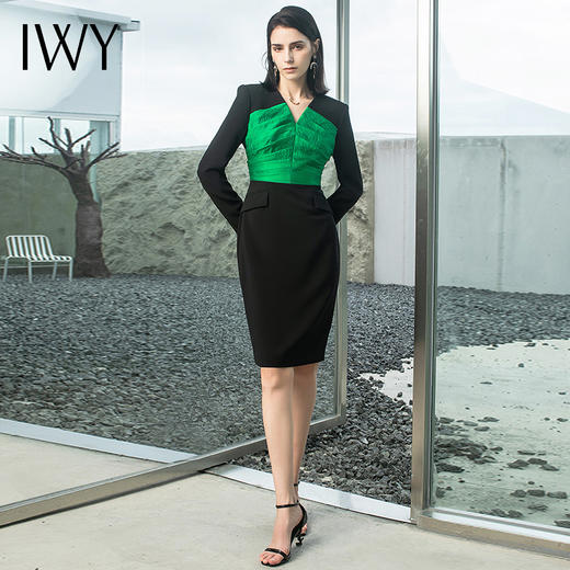 IWY/秋季新款洋气时尚职业连衣裙女拼接黑绿色长袖个性潮流打底裙2231100Q1 商品图4