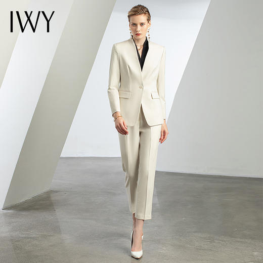 IWY/秋冬新款杏色西装套装女高端总经理职业套装女酒店前台接待工作装C11380+P11380 商品图4