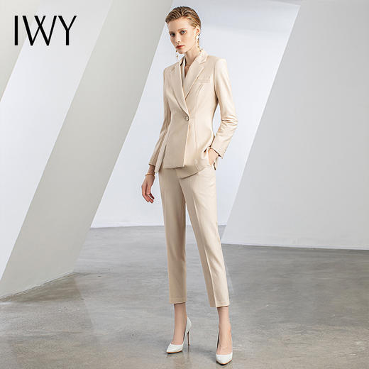 IWY/秋冬前厅接待套装工作服比亚迪销售工装修身显瘦职业装正装C11386+P11386 商品图4