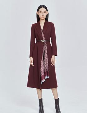 2楼liaalancy服饰22年新款冬装连衣裙