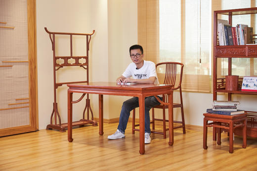 红桥红  家具严选  缅甸花梨（大果紫檀）【128 马蹄腿霸王枨 方餐桌】 商品图3