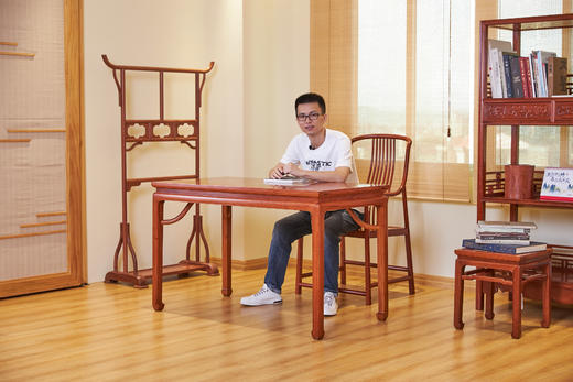 红桥红  家具严选  缅甸花梨（大果紫檀）【128 马蹄腿霸王枨 方餐桌】 商品图5