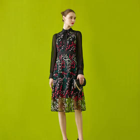 【伯妮斯茵】娴静刺绣蕾丝连衣裙 1S4073