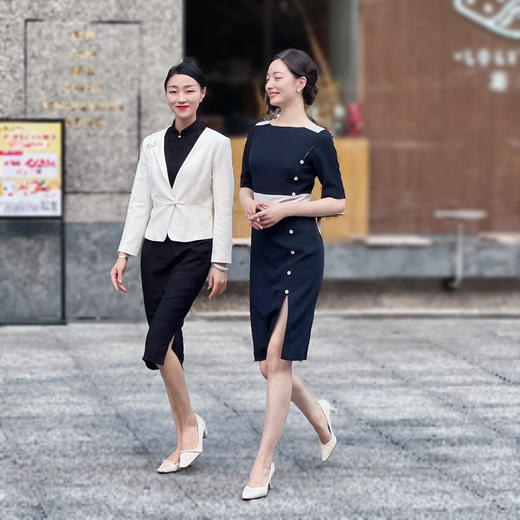 “利落博弈”-世界华裔小姐冠军—新璐同款连衣裙 优雅 女人味J9183463A 颈袖添香 商品图5