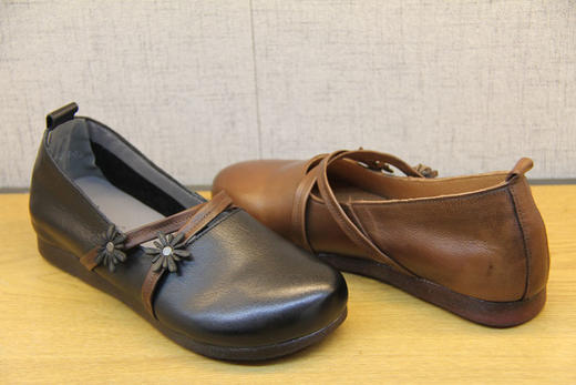 豪行方头秋款20392012软底一脚蹬休闲单鞋真皮平底防滑浅口妈妈鞋 商品图4