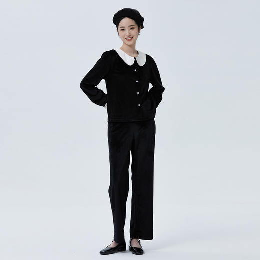 独特别致 BLEO 丝绒娃娃领珍珠纽扣家居服套装 商品图3