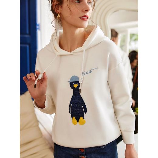 欧芮儿连帽卫衣女春季2022年新款重工企鹅刺绣休闲减龄百搭上衣 商品图2