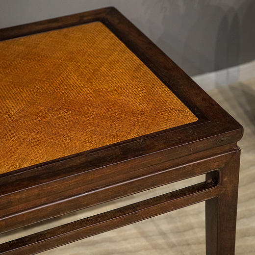 清中期 红木束腰直枨马蹄腿大禅凳 商品图3