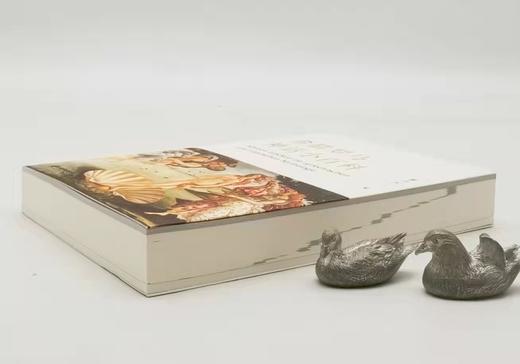 《希腊罗马神话小百科》，曹乃云著，上海辞书出版社2019年版，560页，定价75，售价32元。 商品图2