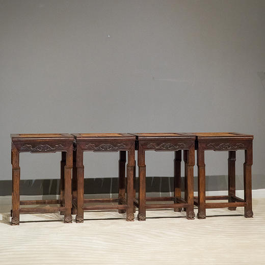 清 红木如意卷草纹方凳成堂（一堂四只） 商品图0