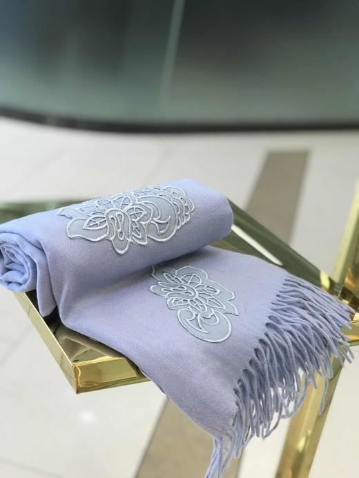 优品堂【万紫千红】纯羊毛＋刺绣披肩围巾两用 商品图8