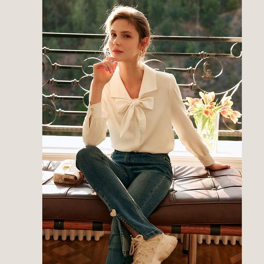 欧芮儿杏色衬衫女春季2022年新款宽松显瘦时尚法式长袖蝴蝶结衬衣 商品图2