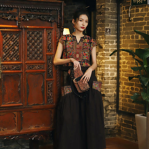 挥戈刺绣大摆半身裙 |  杨老师同款 | 经典热销款 商品图5