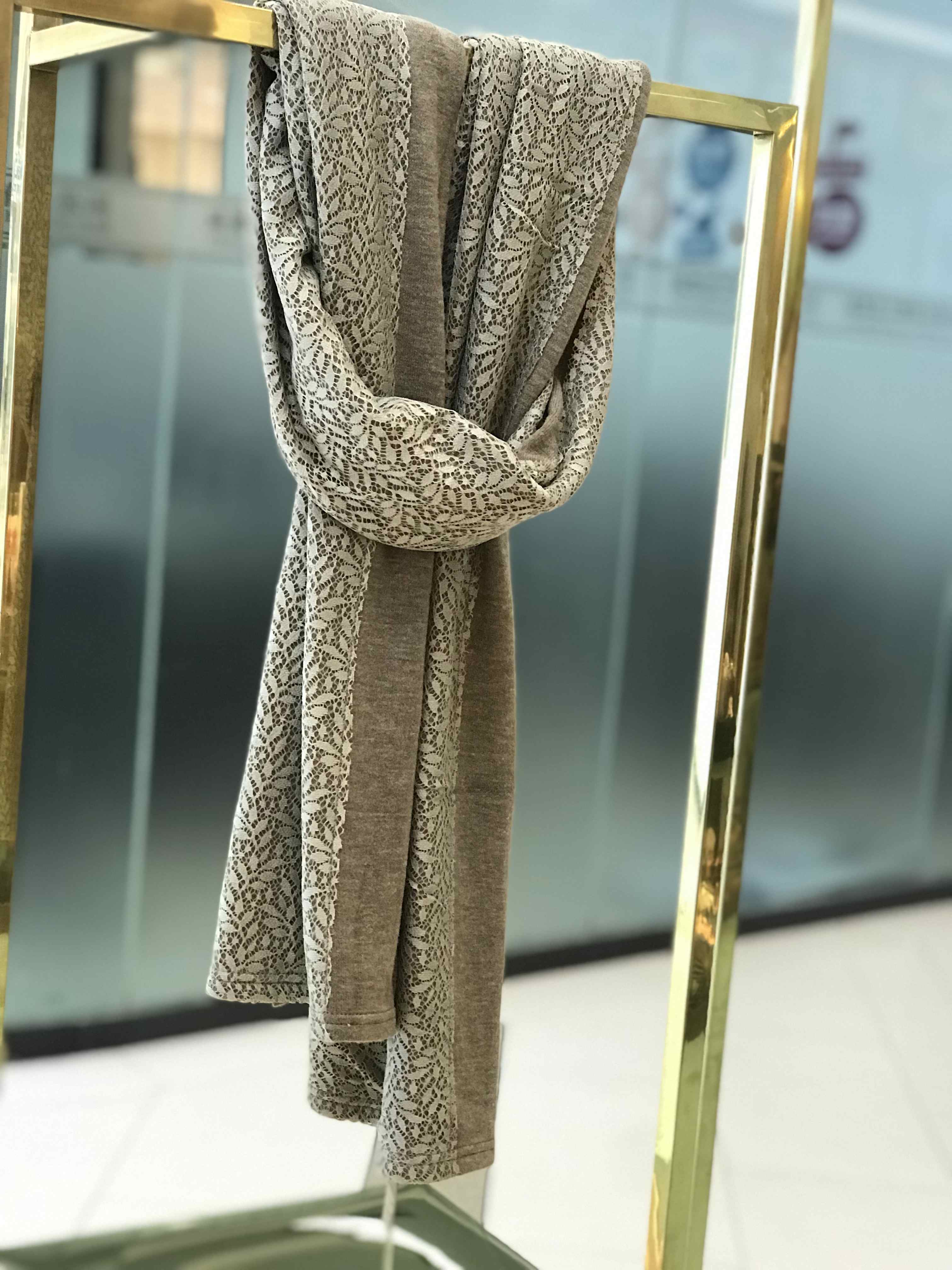 优品堂【优雅情怀】带扣可作披肩围巾两用