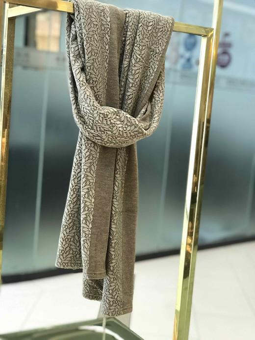 优品堂【优雅情怀】带扣可作披肩围巾两用 商品图0