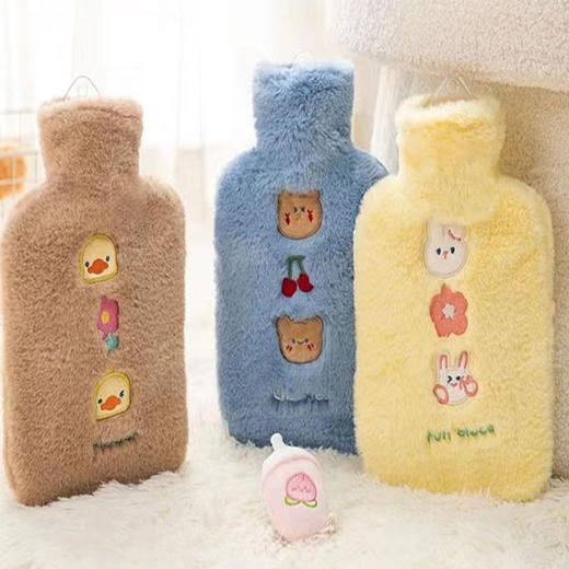 【17.9元/个】天虹绒布套热水袋850ml(1108570) 商品图0