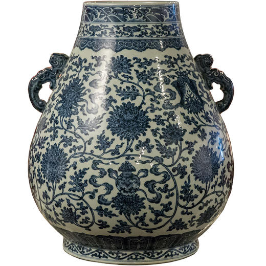 清乾隆 青花缠枝莲八吉祥牛首尊 商品图5