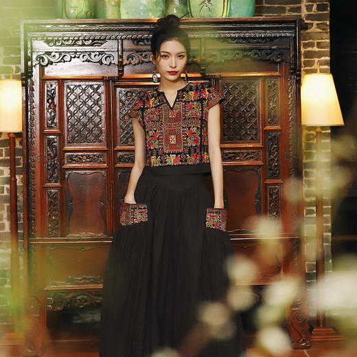 挥戈刺绣大摆半身裙 |  杨老师同款 | 经典热销款 商品图4