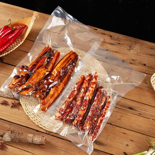 【新晒腊味】象窝山天然生晒腊肉腊肠双拼礼盒800g/盒   内含400g腊肠400克腊肉  全国包邮 商品图1