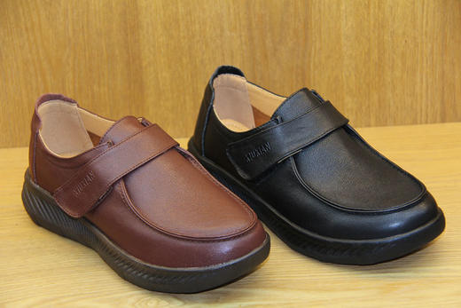 豪行豪行春秋20323065圆头平跟休闲鞋头层牛皮魔术贴中年女单鞋 商品图3