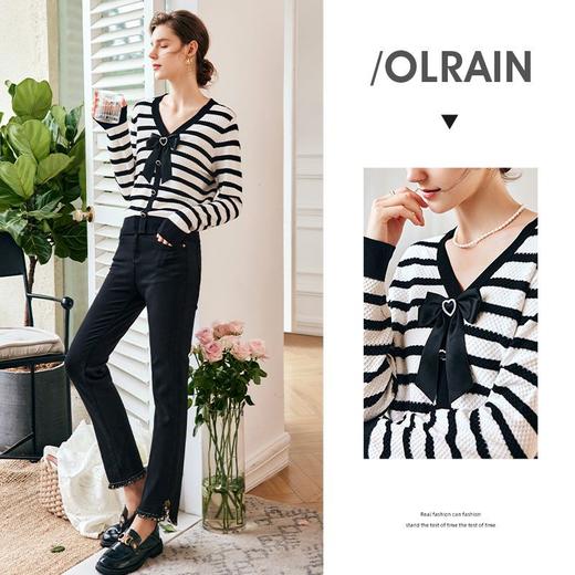 OLrain欧芮儿法式黑白条纹针织衫女秋季2022年新款蝴蝶结v领上衣 商品图1