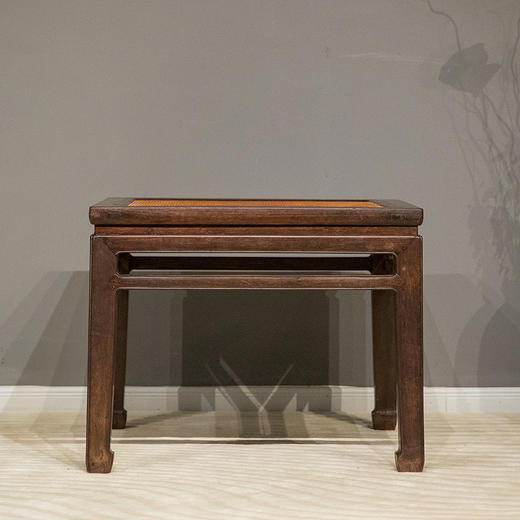 清中期 红木束腰直枨马蹄腿大禅凳 商品图0