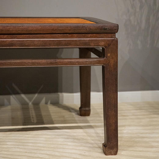 清中期 红木束腰直枨马蹄腿大禅凳 商品图1