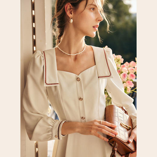 欧芮儿方领长袖连衣裙女春季2022新款收腰显瘦气质法式刺绣a字裙 商品图2