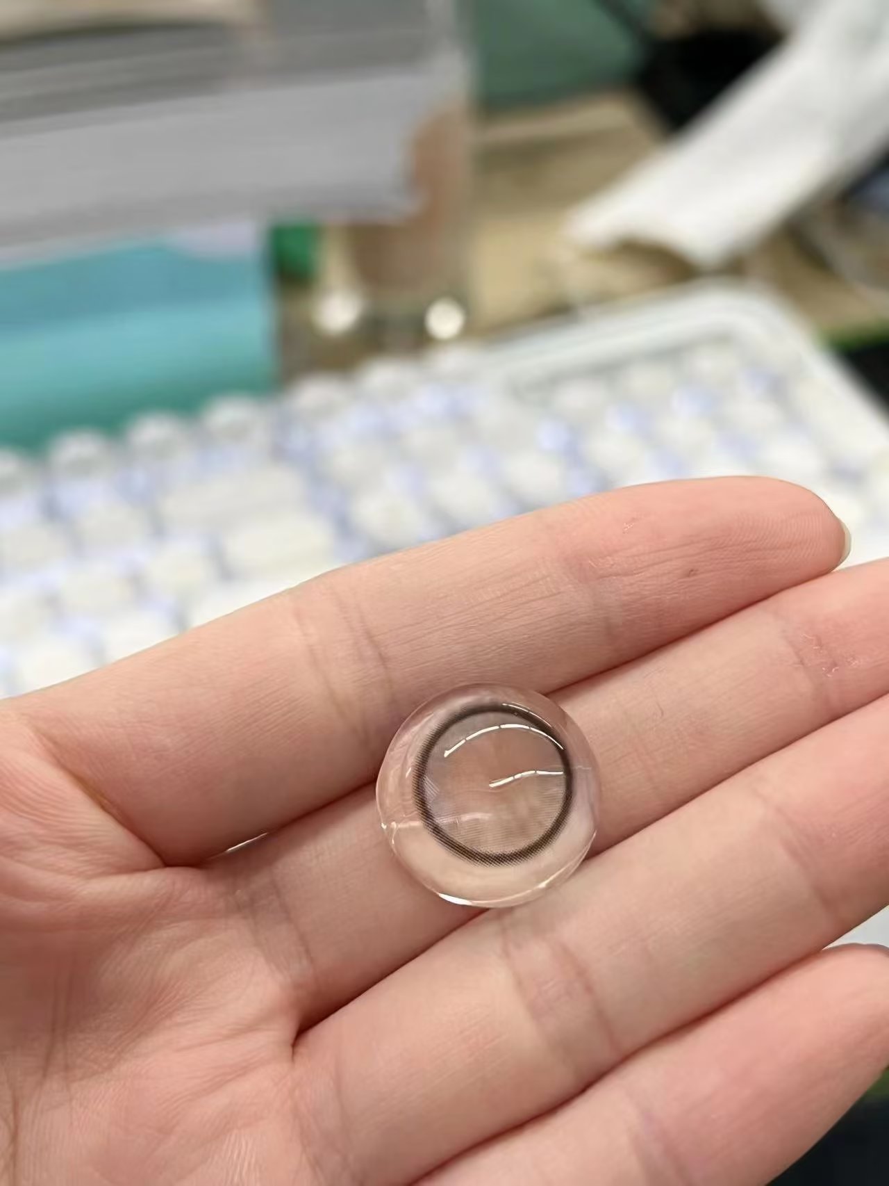 （日抛）Yukicon 晶沙灰 14.2mm 着色13.5mm 含水量50%