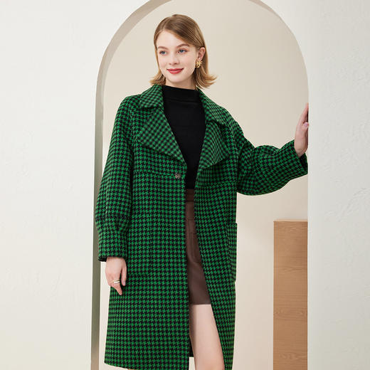 MH9J3斯尔丽瑟俪2022年冬上新商场同款复古千鸟格松树领过膝长款大衣 商品图0