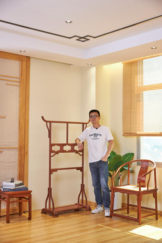 红桥红  家具严选  缅甸花梨(大果紫檀）  【106明式简约 空灵衣帽架】 商品图2