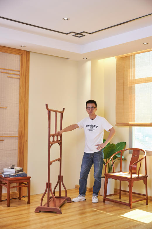 红桥红  家具严选  缅甸花梨(大果紫檀）  【106明式简约 空灵衣帽架】 商品图4