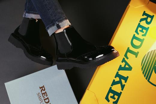 FinalSale季末特价——国货优品系列经典款布洛克雕花切尔西女靴DAY STYLE990黑色漆皮（超轻款） 商品图8