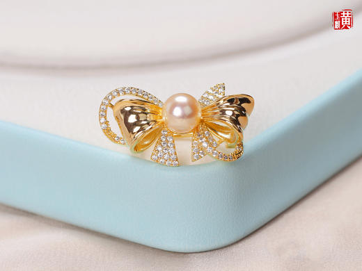 [ 梦幻蝶姬 ] Akoya羽皇金珍珠胸针 商品图0