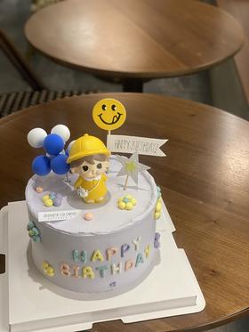 小女孩摆件奶油蛋糕