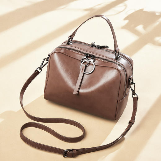 【直播秒杀】Safiya/索菲娅牛皮2022新款枕头包单肩包包女斜挎包手提女包 SF9135014Y 商品图0