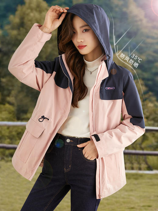 【1件77折】熙世界三合一冲锋衣加绒工装户外防风派克服外套女2024秋冬季新款 商品图1