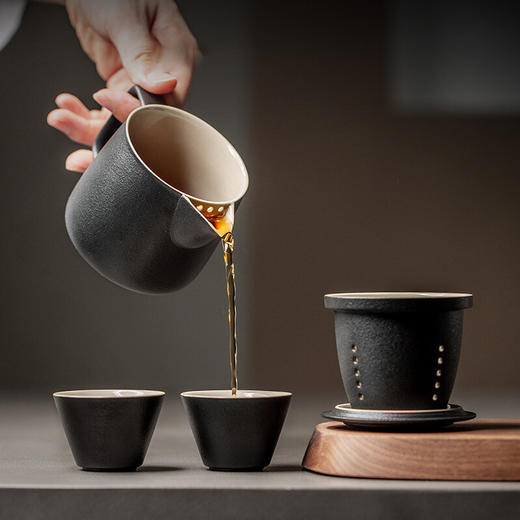 旅行功夫茶具泡茶壶套装陶瓷快客杯一壶二杯户外办公喝茶简易旅游 暮春泡茶壶（一壶2杯）-黑 商品图8