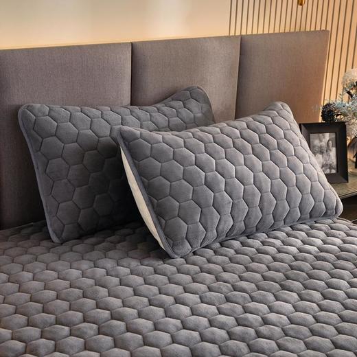 素色六边形牛奶绒夹棉床笠秋冬保暖床套席梦思床垫保护套防滑床罩 商品图3