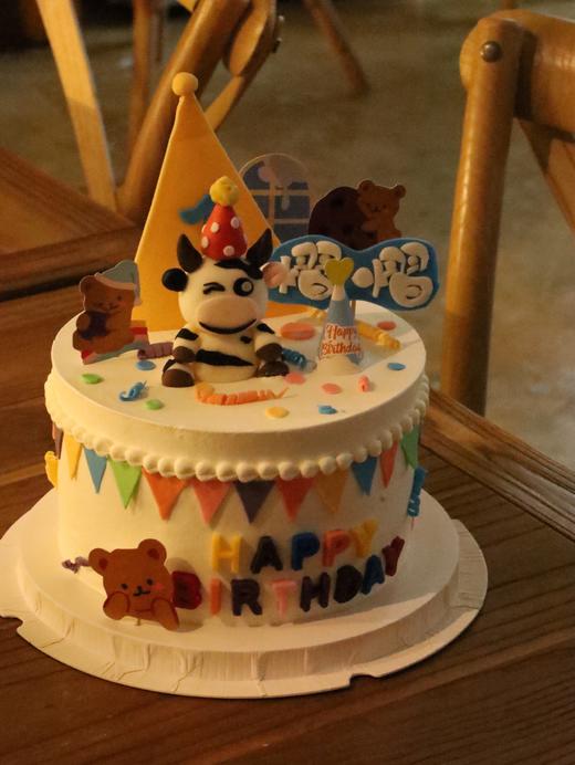 翻糖牛宝宝蛋糕（名字可以更改） 商品图1