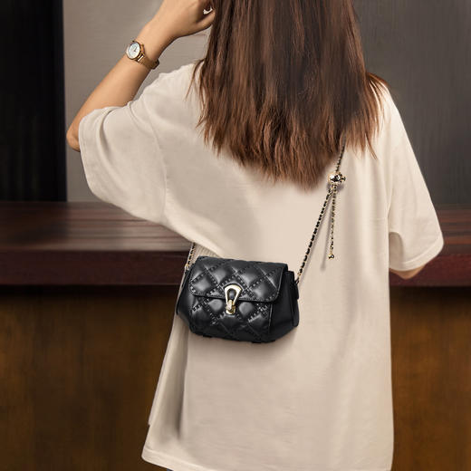 【包包专区】Safiya/索菲娅牛皮2022新款菱格链条包单肩包女式斜挎包女包 SF954012Y 商品图0