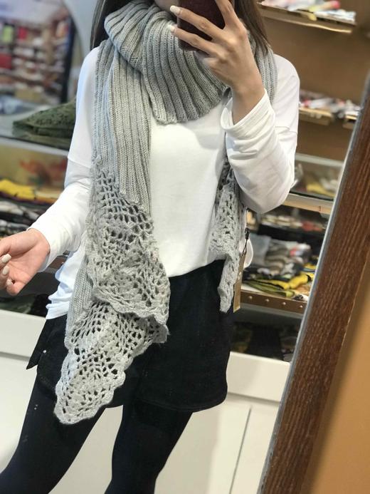 优品堂【圆舞曲】毛线勾花🌸围巾、披肩两用 商品图1