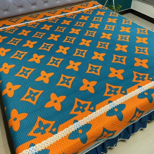 【三层加厚】四季床盖榻榻米双面不掉色裸睡亲肤多用途床盖学生宿舍床单床垫褥子绗缝防滑床盖可机洗 商品图2