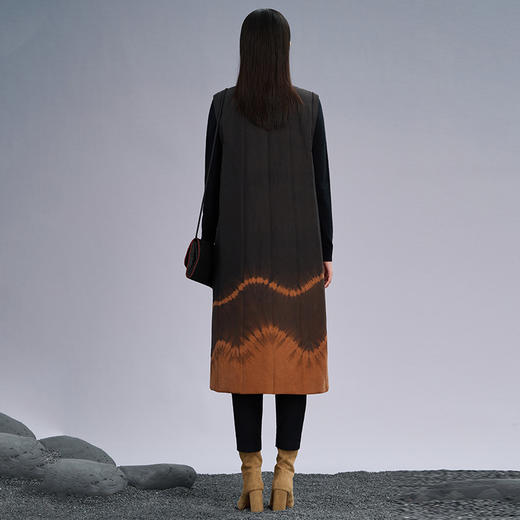 TANGY Collection/天意精品2022年秋冬新品念川系列扎染棉衣马甲 商品图2