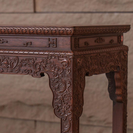 清 红木束腰马蹄腿西番莲纹条桌 商品图3