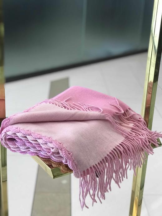 优品堂【秋色宜人】【变幻魅力】纯羊毛披肩围巾两用 商品图9