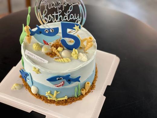 小鲨鱼翻糖奶油蛋糕 商品图0
