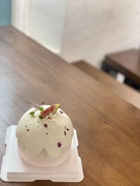 粉墩墩奶油蛋糕