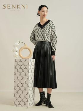 3楼SENKNI服饰毛衣
